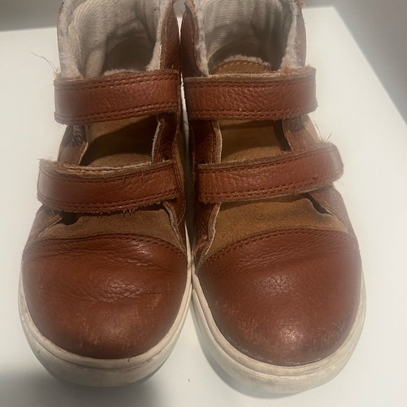 Ugg boy boots - Picture 2 of 2